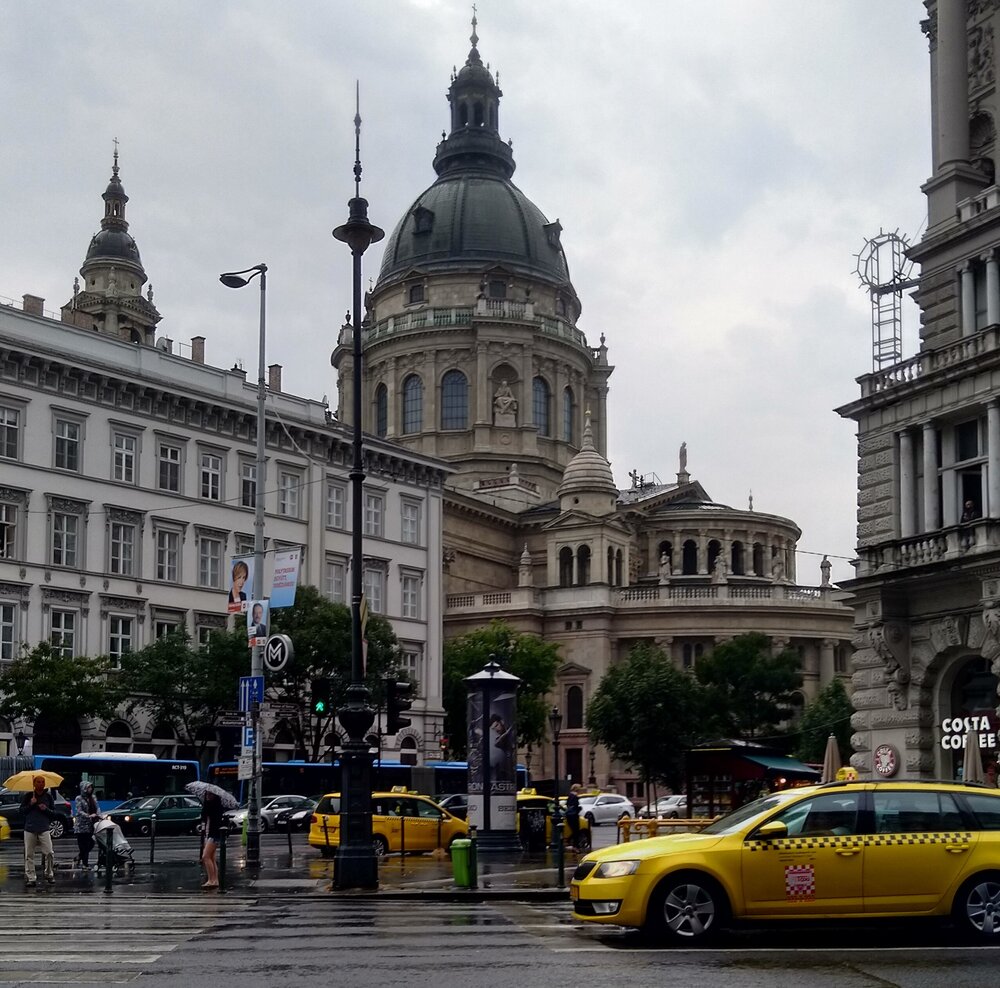 Такси Будапешта - просторные универсалы