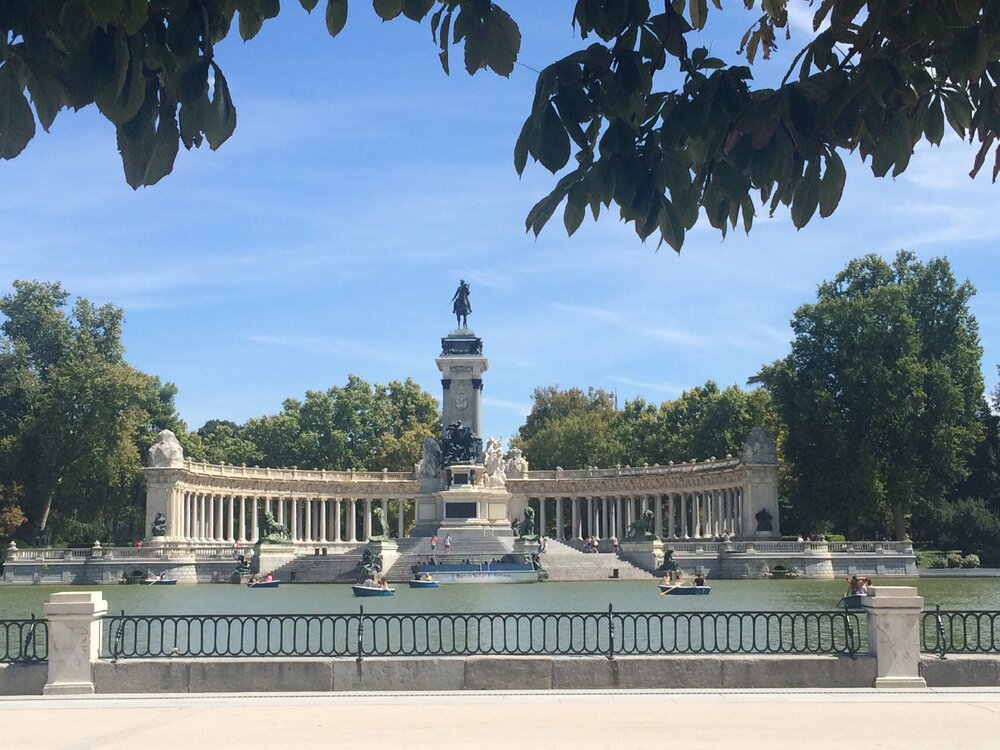 Парк Ретиро, статуя Альфонсо XII