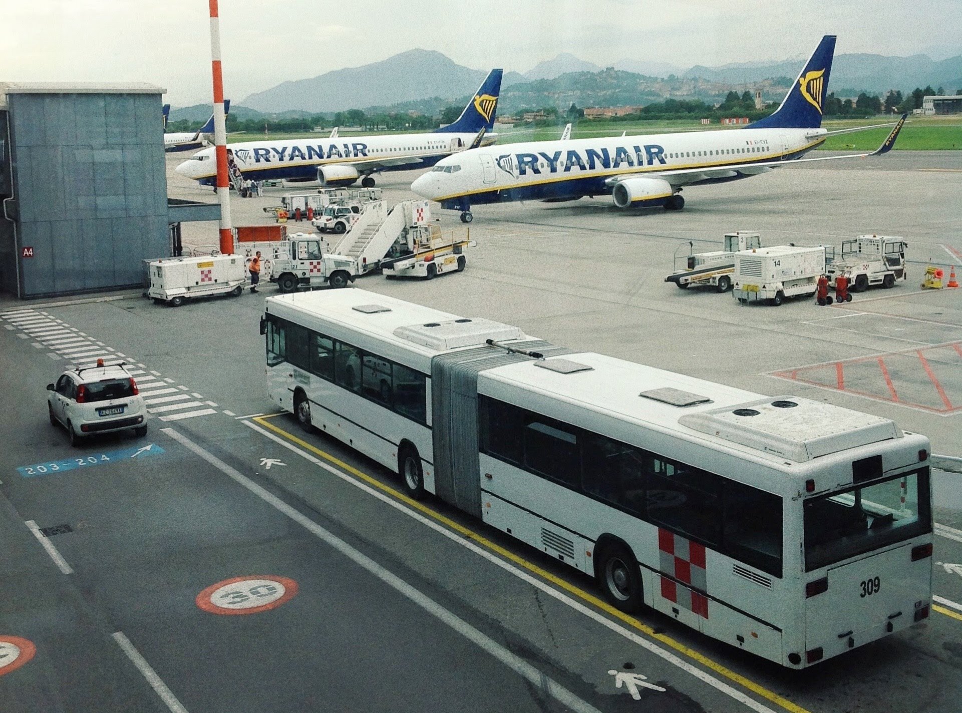 Bergamo Airport: how to get to Milan