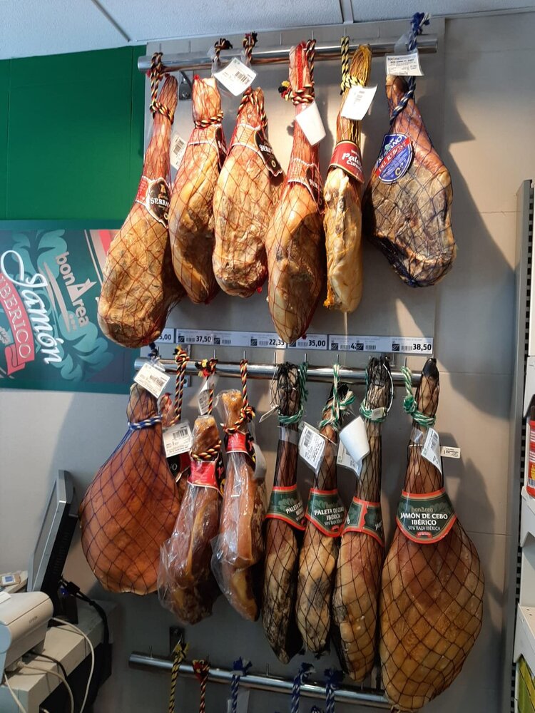 Jamon in the store
