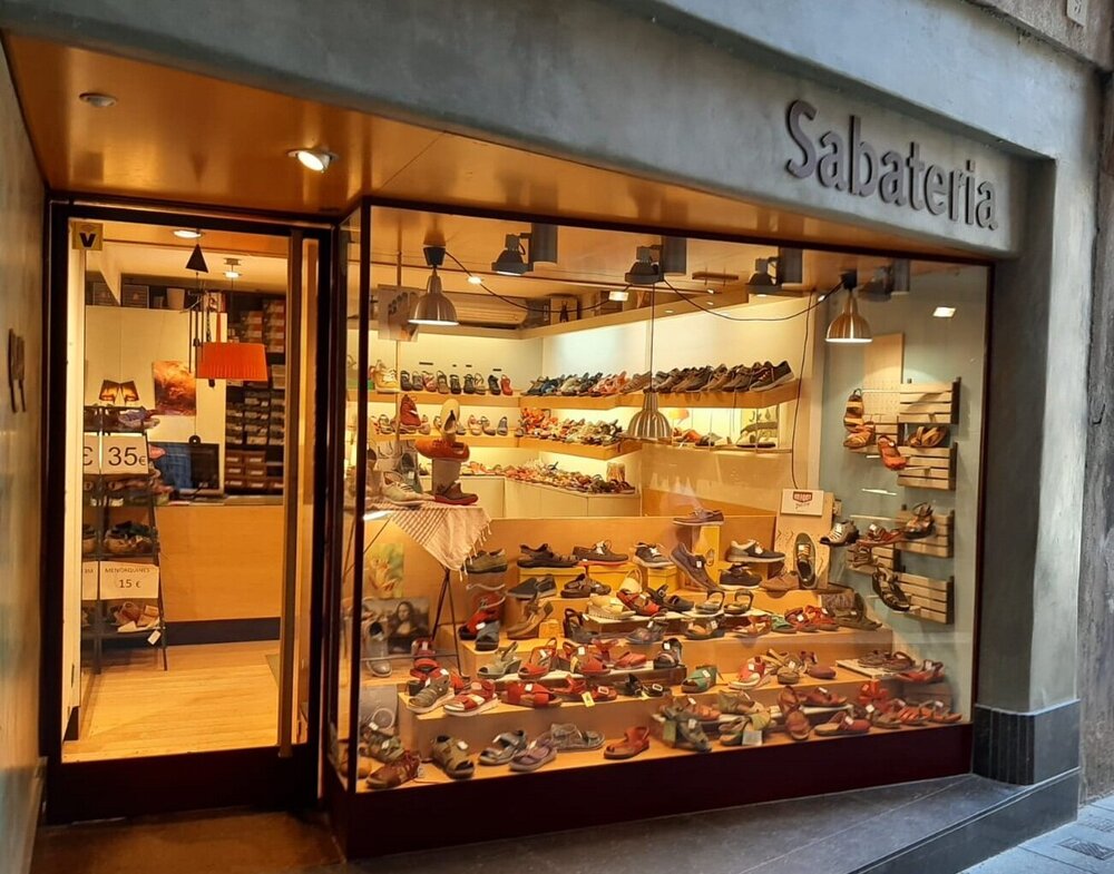 A store with Spanish shoes