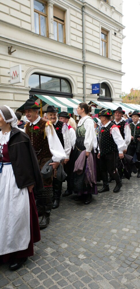 The young wine festival is always accompanied by folklore performances