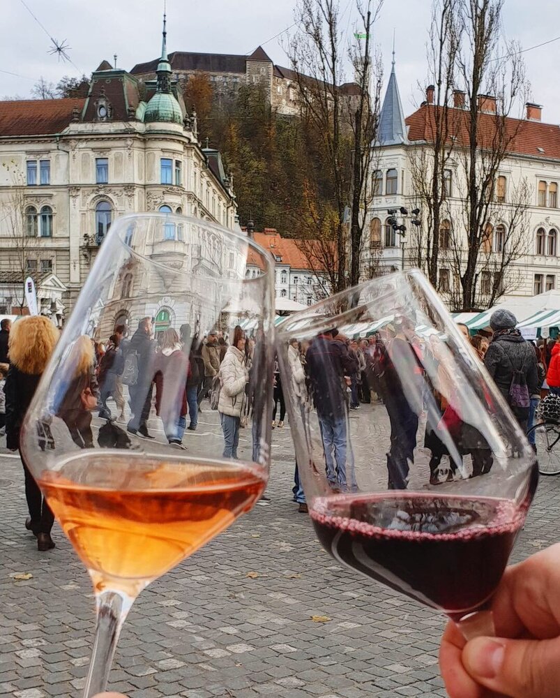Slovenia is one of the inventors of modern orange wine. At the martiniere, it pours in rivers