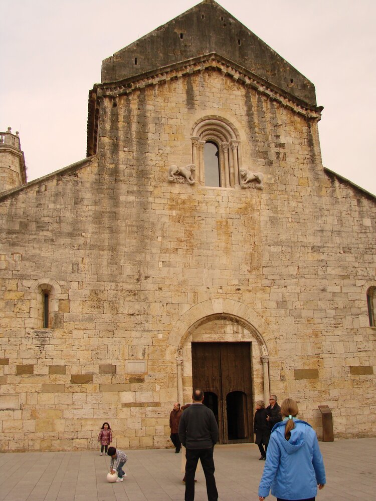 Монастырь Святого Петра в Бесалу